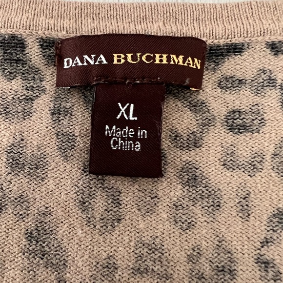 Dana Buchman Animal Print Button Front Short Lightweight Cardigan Sz XL - Picture 3 of 7